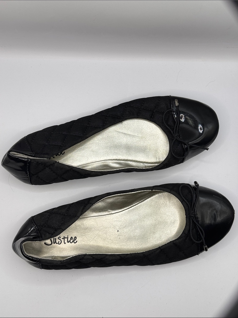 Justice Black Quilted Ballet Flats Patent Toe Bow Slip On Shoes Size 8 - Picture 9 of 12